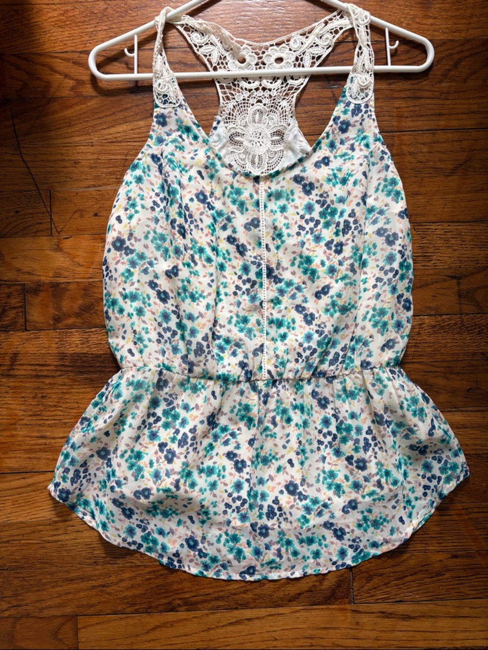 LC Lauren Conrad White Floral Crochet-Back Tank Top
